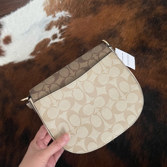 Coach Morgan Saddle Bag In Blocked Signature Canvas - Picture 8 of 8